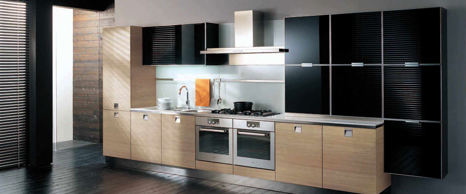 Mobilă de bucătărieDesign personalizat pentru mobila de bucătărie, Mobilier modern si clasic. PAL melaminat, lemn natural pentru orice Bucătărie la comandă.